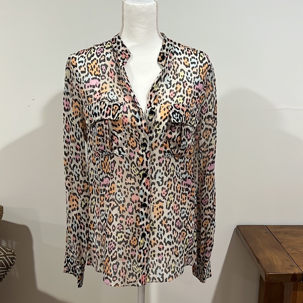BCBG Long sleeve button up blouse